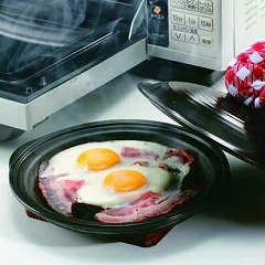 ドリームキッチンを使えば電子レンジでベーコンエッグが作れます！